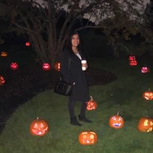 Meet your Posher, Yesenia